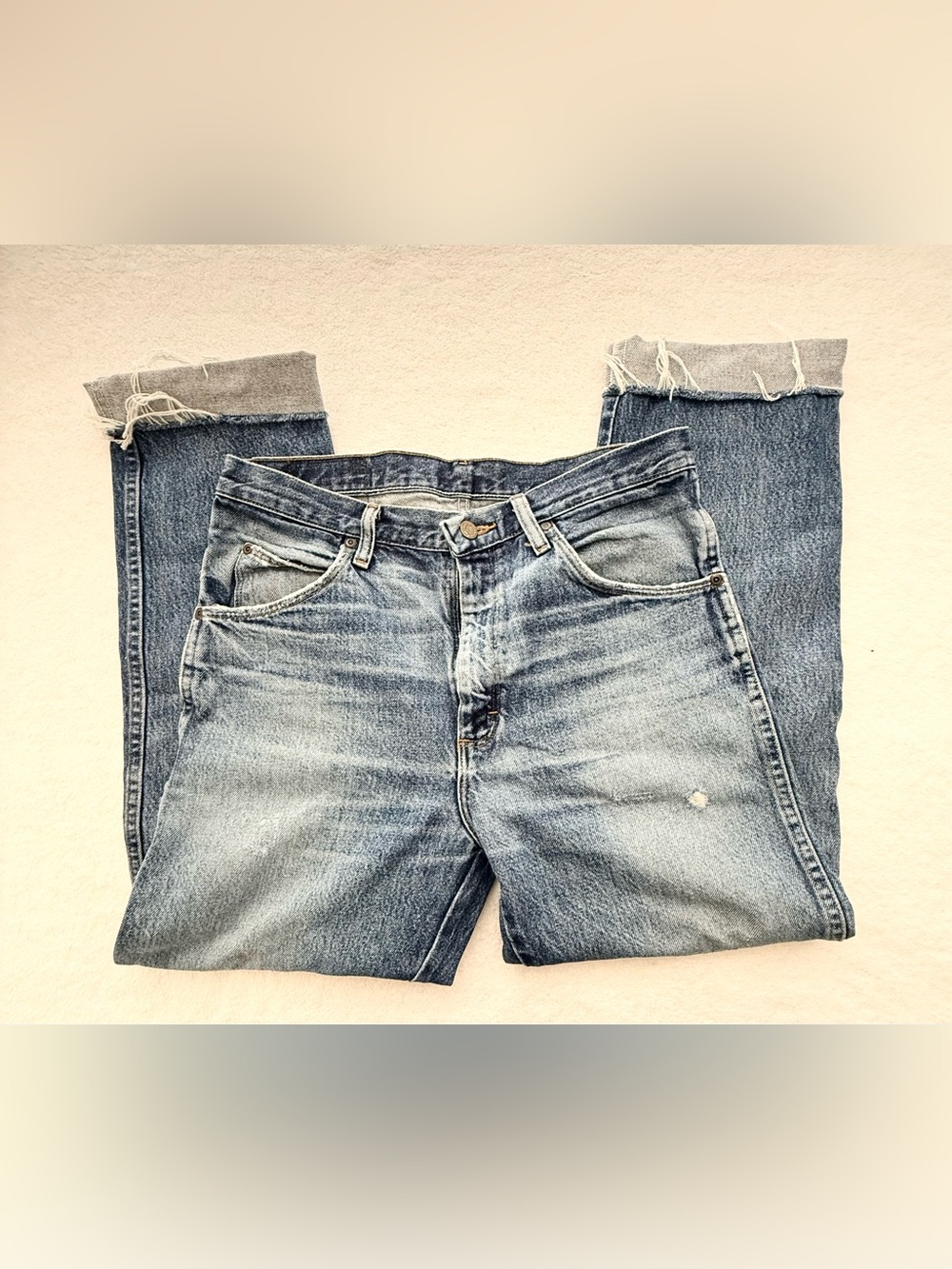 Wranglers Classic Blue Men’s Straight-Leg Cuff Jeans 33 x 34